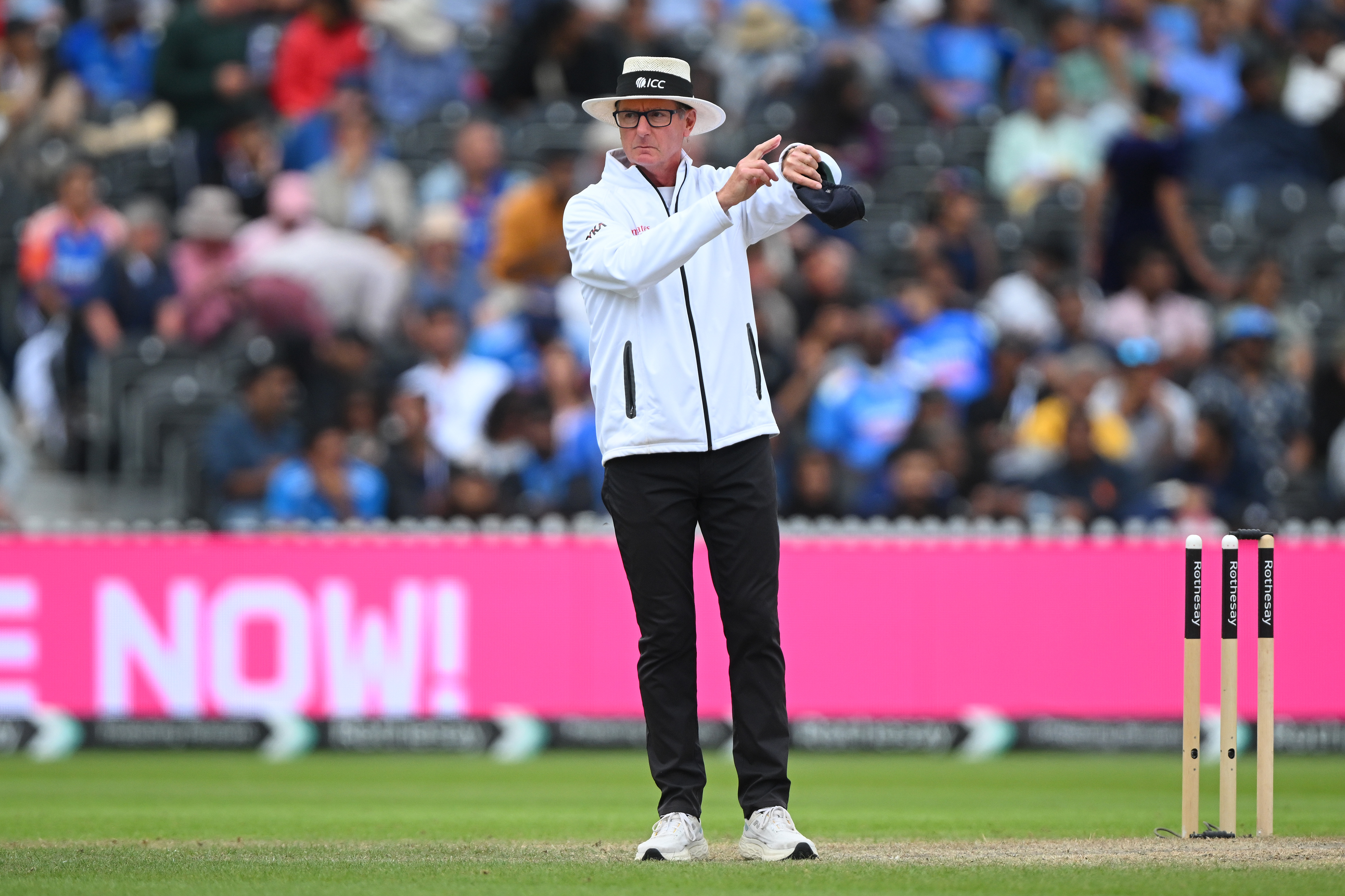 Rod Tucker Breaks Australian Record